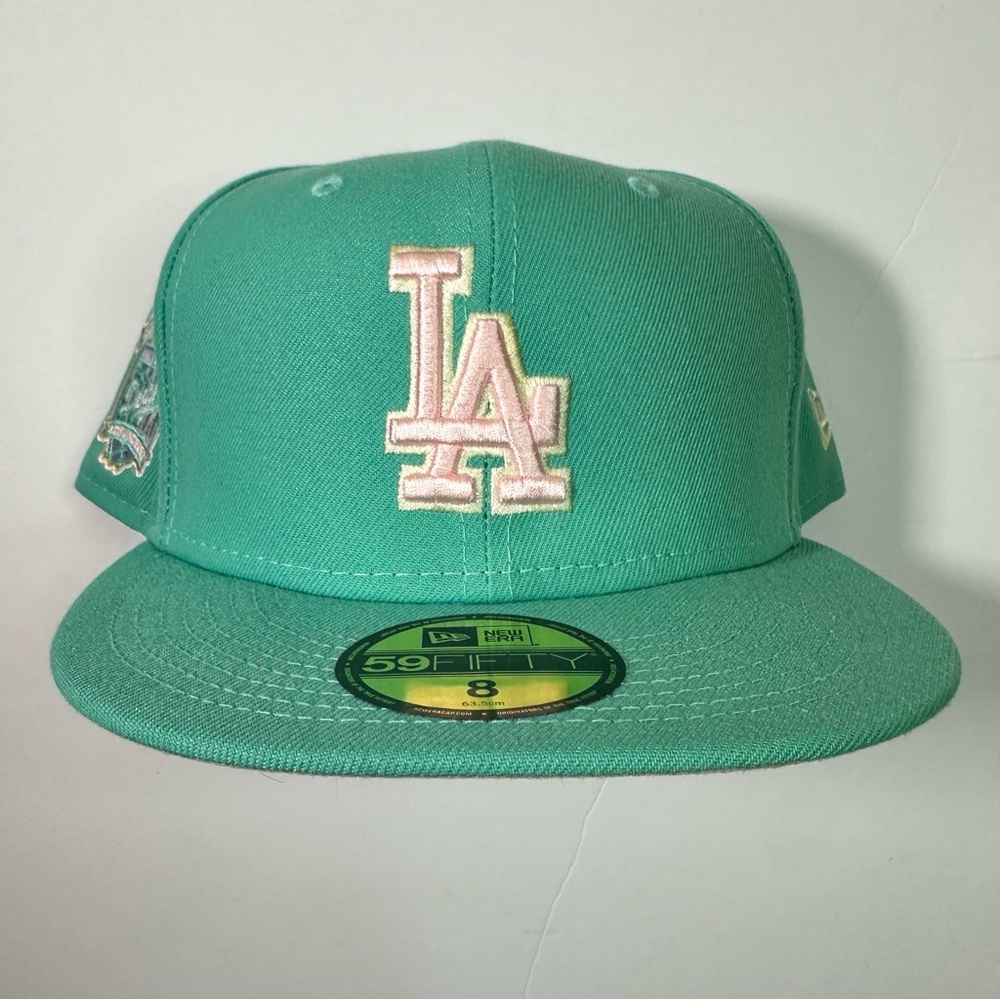 LA DODGERS New Era 59 Fifty Fitted Hat size 8